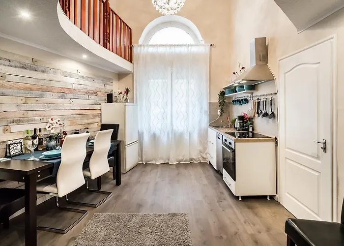 Roeck Premier Downtown Апартаменты *