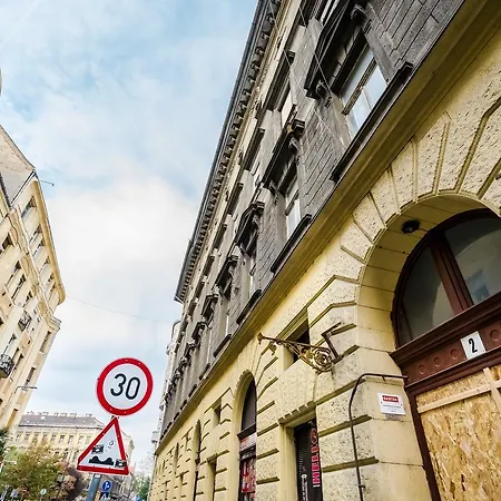 Διαμέρισμα Roeck Premier Downtown *