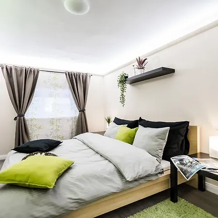 Roeck Premier Downtown Apartament *