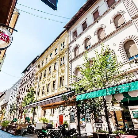 Apartment Roeck Premier Downtown