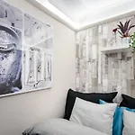 Roeck Premier Downtown * Budapest