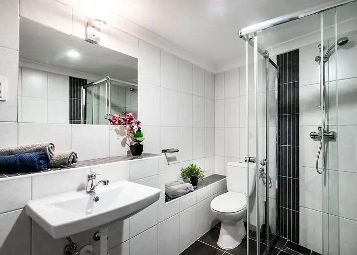 Roeck Premier Downtown Daire *
